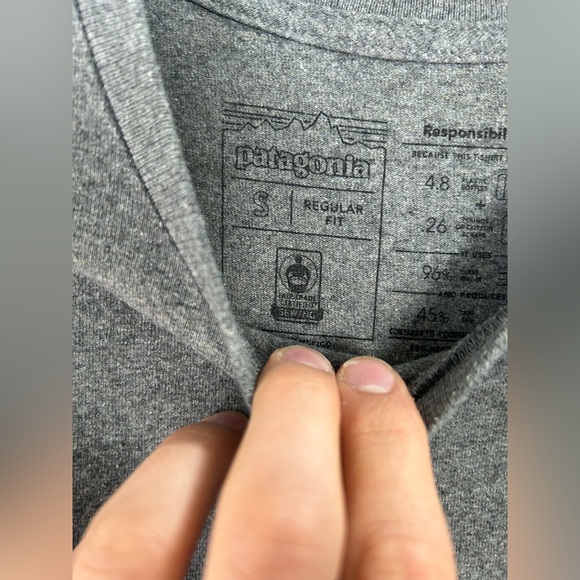 Patagonia Bison Graphic T-Shirt - Picture 3 of 3